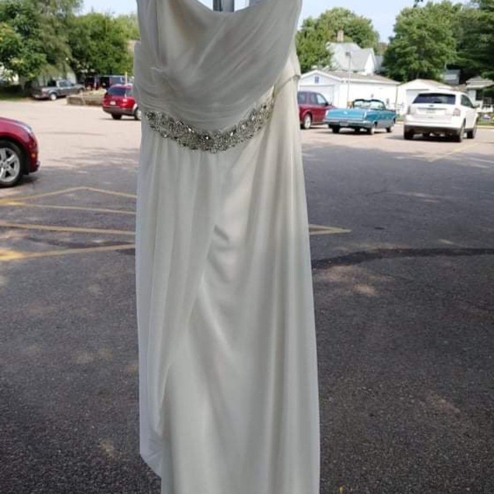 David's Bridal wedding dress sz 4